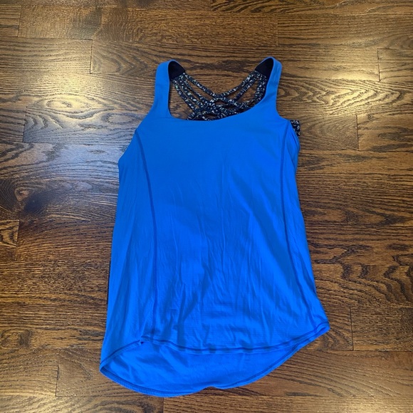 Lululemon tank with built in bra - Picture 2 of 5